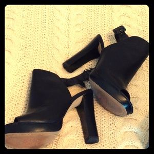 Black leather peep toe sandals
